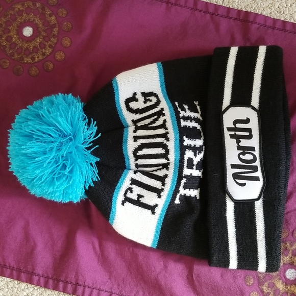 Original Winter hat/toque - Picture 2 of 6